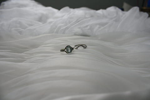 形容爱情悲惨凄凉的句子文案