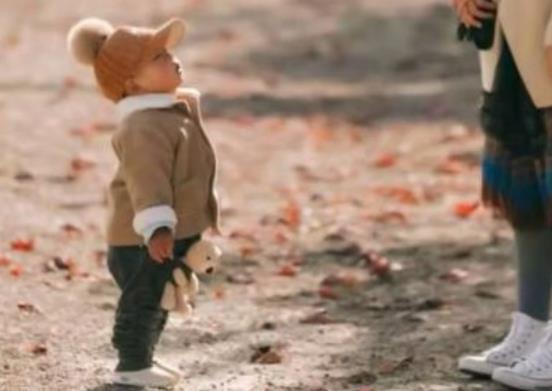 小宝贝开心快乐的句子文案