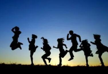 关于青春少年的句子文案