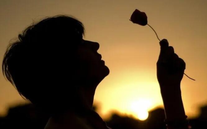 心中有牵挂的句子文案