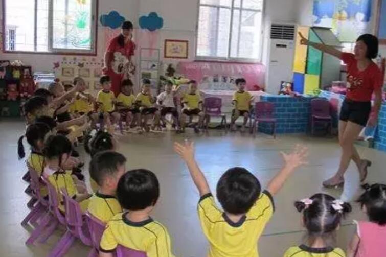 夸宝宝唱歌好的句子文案