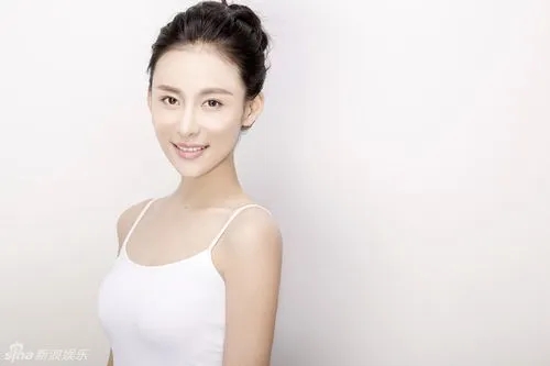 形容皮肤白的词语