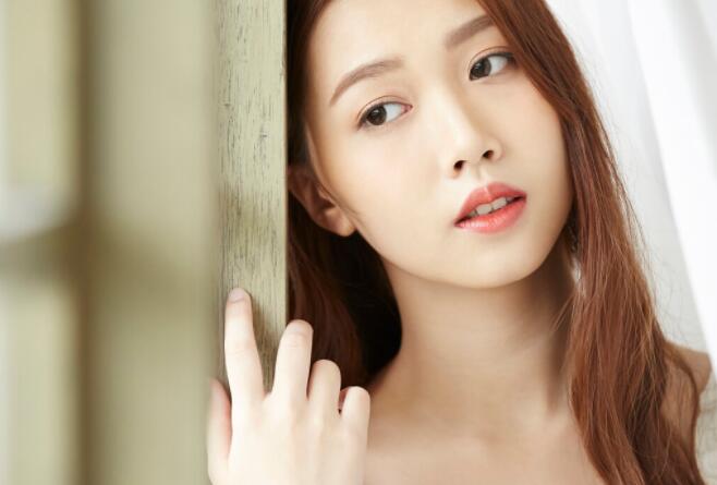 赞美女人有气质的句子文案