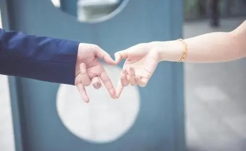 送给老婆的情话文案短句