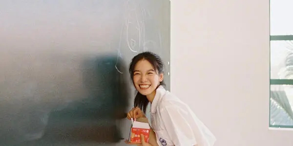 女孩子活泼可爱的文案