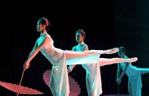 我晒舞蹈的说说文案