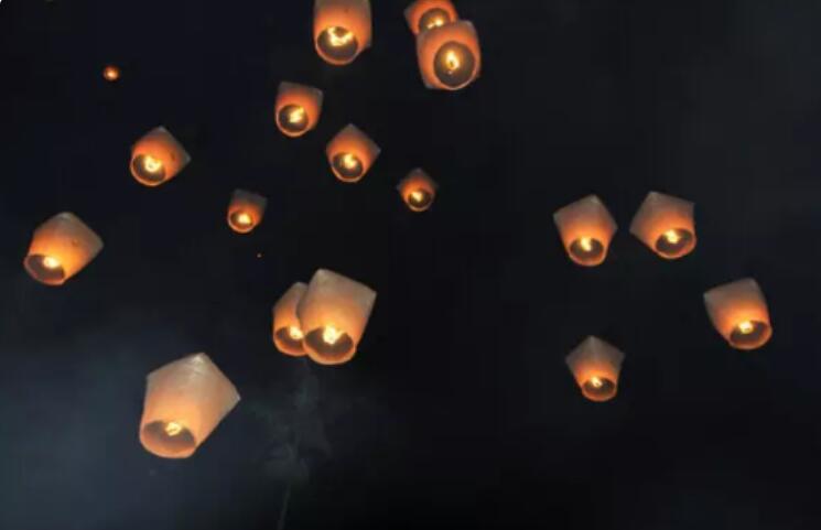 老人仙逝朋友圈通知