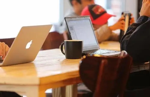 努力创业句子文案说说心情