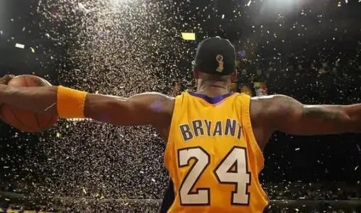 鼓励喜欢的人打篮球的话