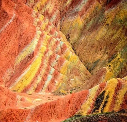 丹霞地貌的文案