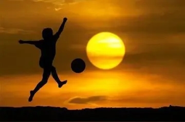 发朋友圈励志的话的男人