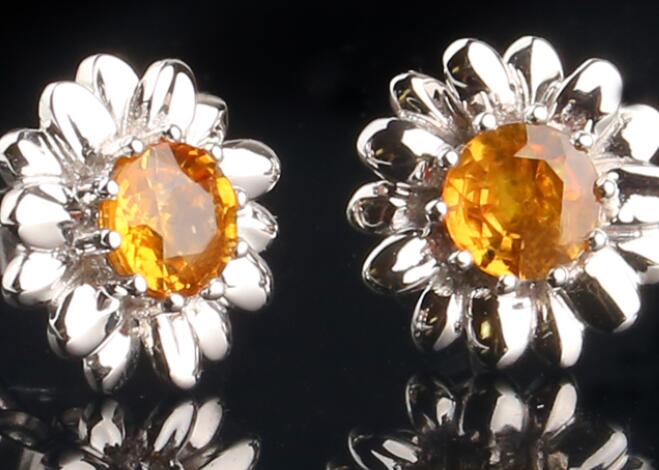 晒耳环发朋友圈