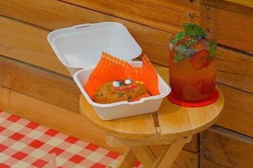 朋友圈晒零食的句子文案