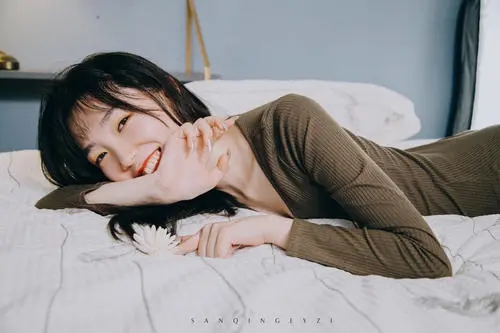 女友不开心怎么哄幽默的句子文案