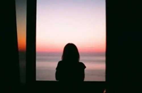 讽刺两面三刀的人句子文案