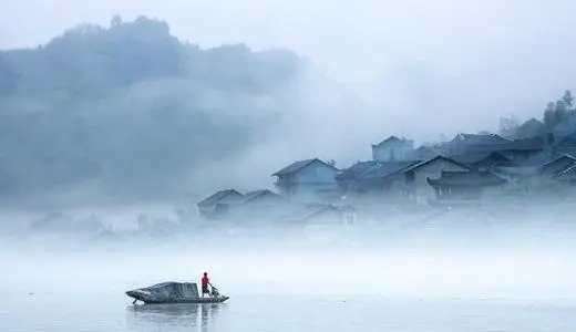 描写山水的一段话20字