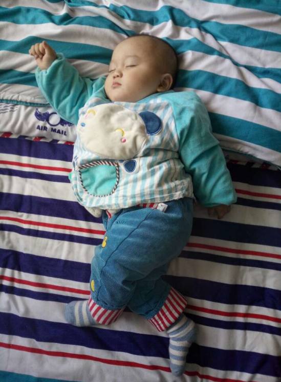 夸宝宝睡觉可爱的句子文案