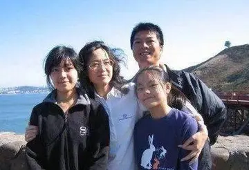 一家四口幸福照片语录文案