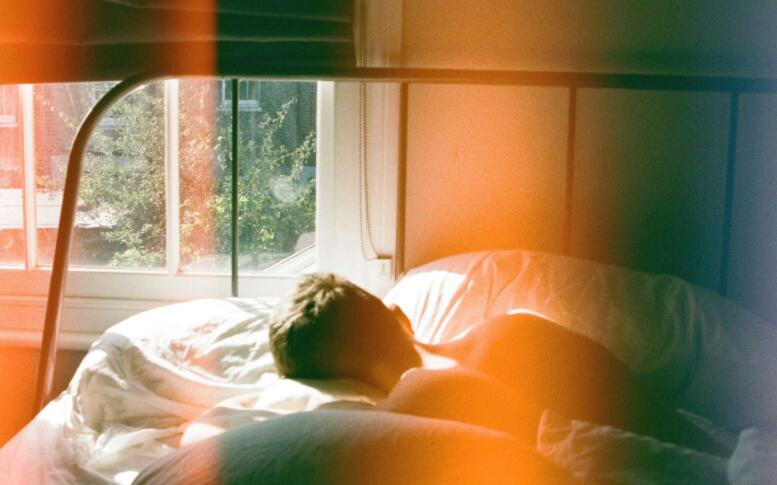 伤感的句子文案爱情短句