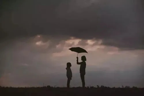 陪伴简单幸福的句子文案