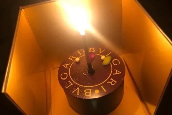 女朋友生日浪漫朋友圈