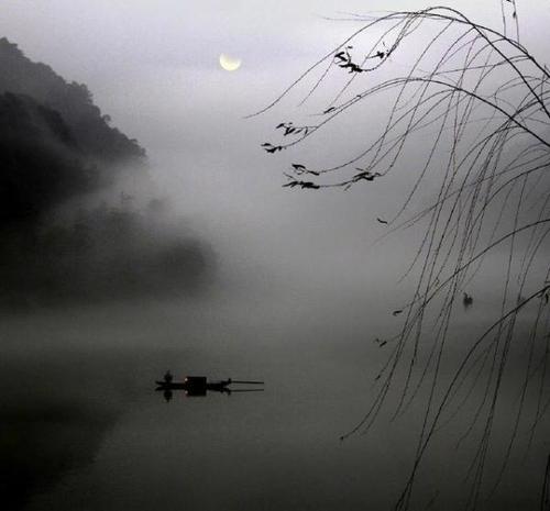 古诗词中描写光影的句子文案