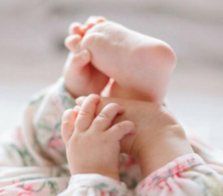 初当奶奶的幽默句子文案