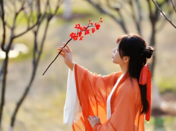 古诗爱情的句子文案唯美