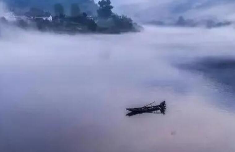 形容人清爽干净的诗句文案