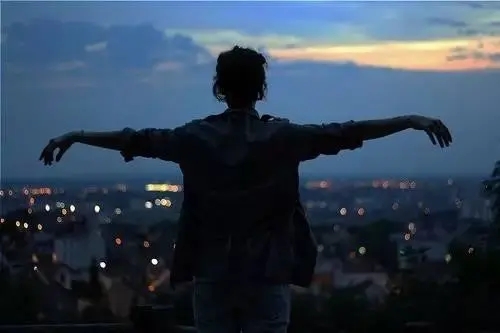 现实人心不足的经典话