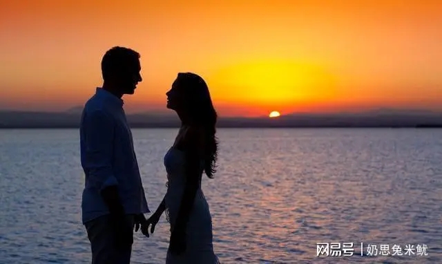 适合给老公发的情话文案