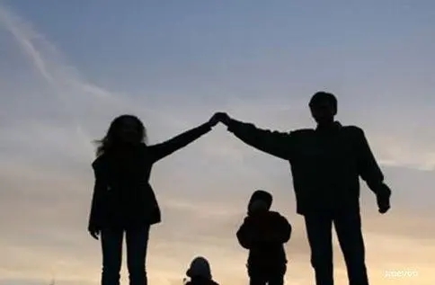 感谢父母的话简短8字