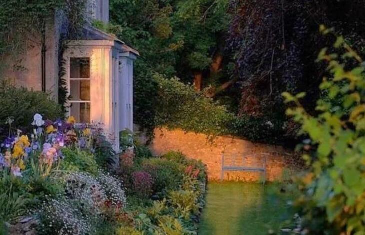 关于描写夏天的优美句子文案摘抄