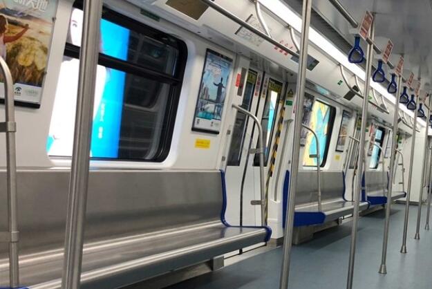 坐地铁的心情说说文案