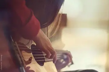 别人当你是傻子的句子文案