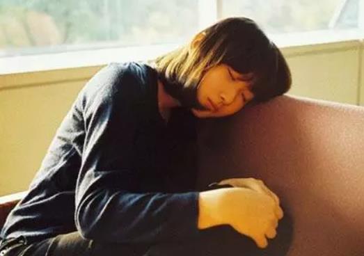 感觉对方不爱你的说说文案