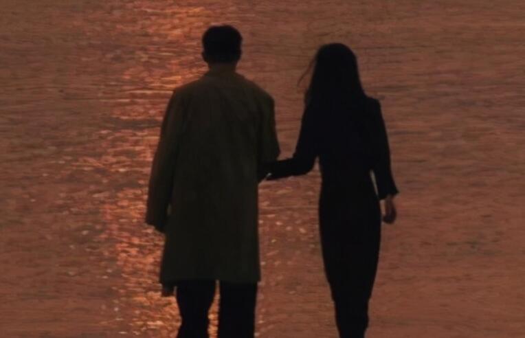 情侣文案一男一女