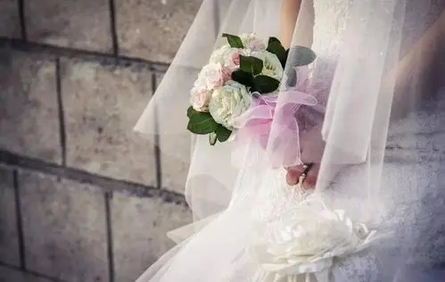 祝结婚的句子文案简短