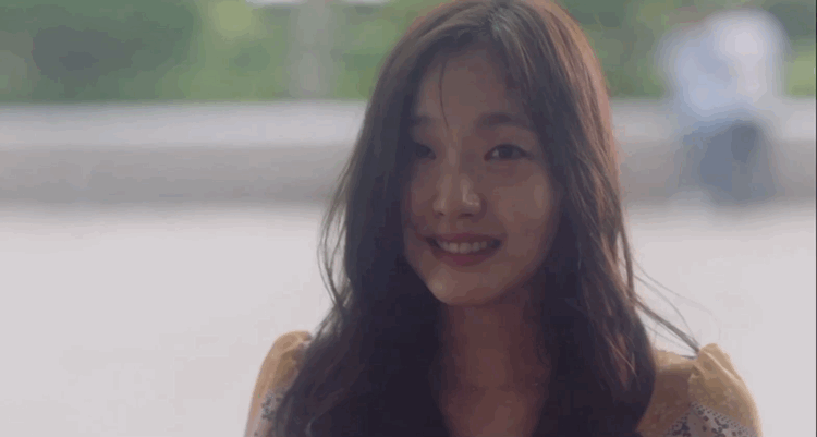 笑的好甜的句子文案