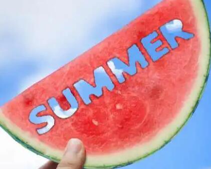 描写夏天炎热的句子文案