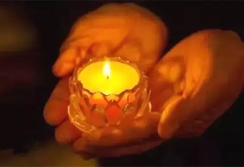 对逝去女儿的思念说说文案