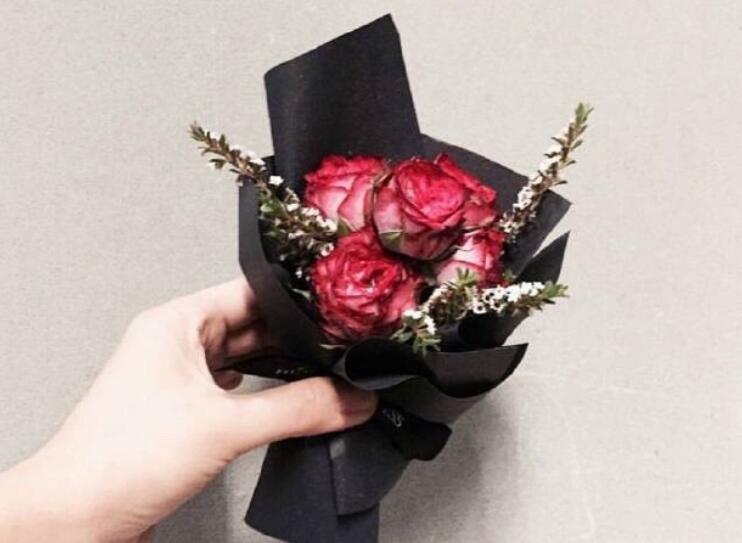 被男人感动的说说文案心情