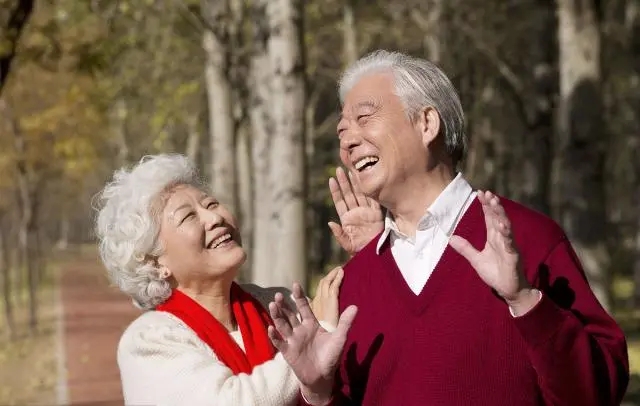 形容老年人风采的句子文案