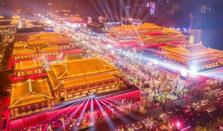 西安大唐不夜城的美景诗句文案