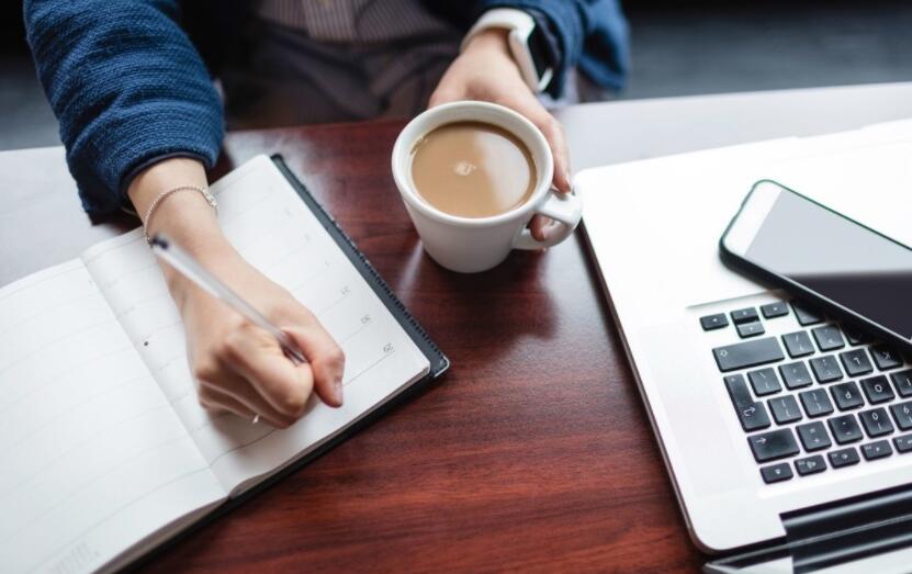 管住自己脾气的名言