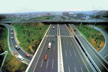 适合在高速上发的说说文案