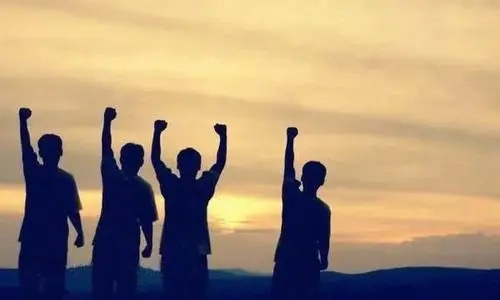 销售努力奋斗的朋友圈