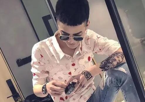 精神小伙语录文案短句霸气