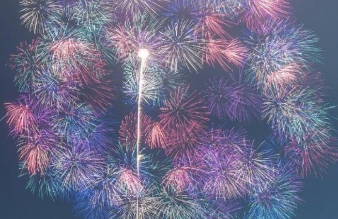 女人爱男人的短句唯美