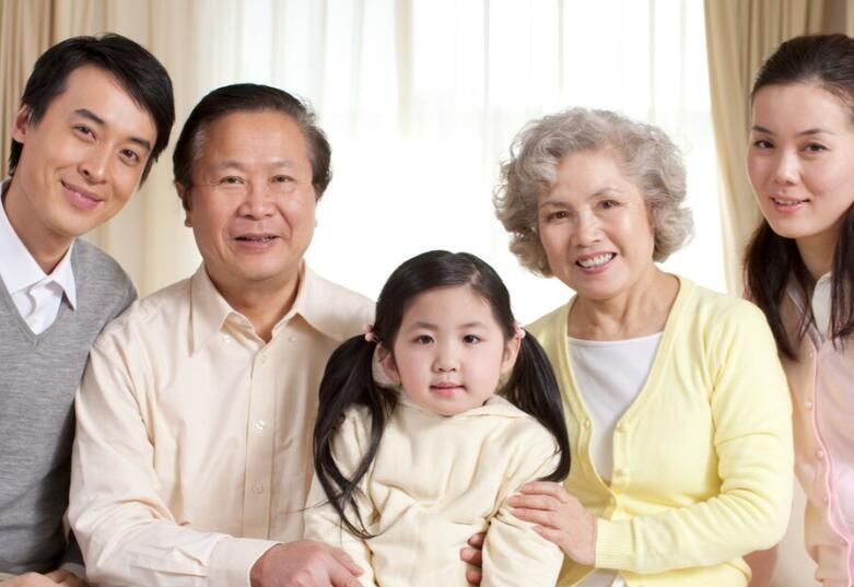 陪伴父母的句子文案简短